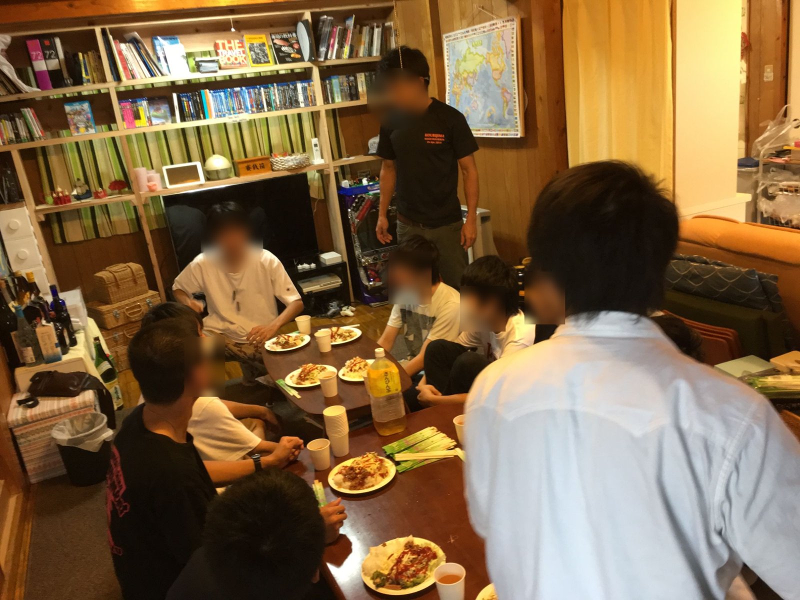 修学旅行の生徒と囲んだ夕飯
